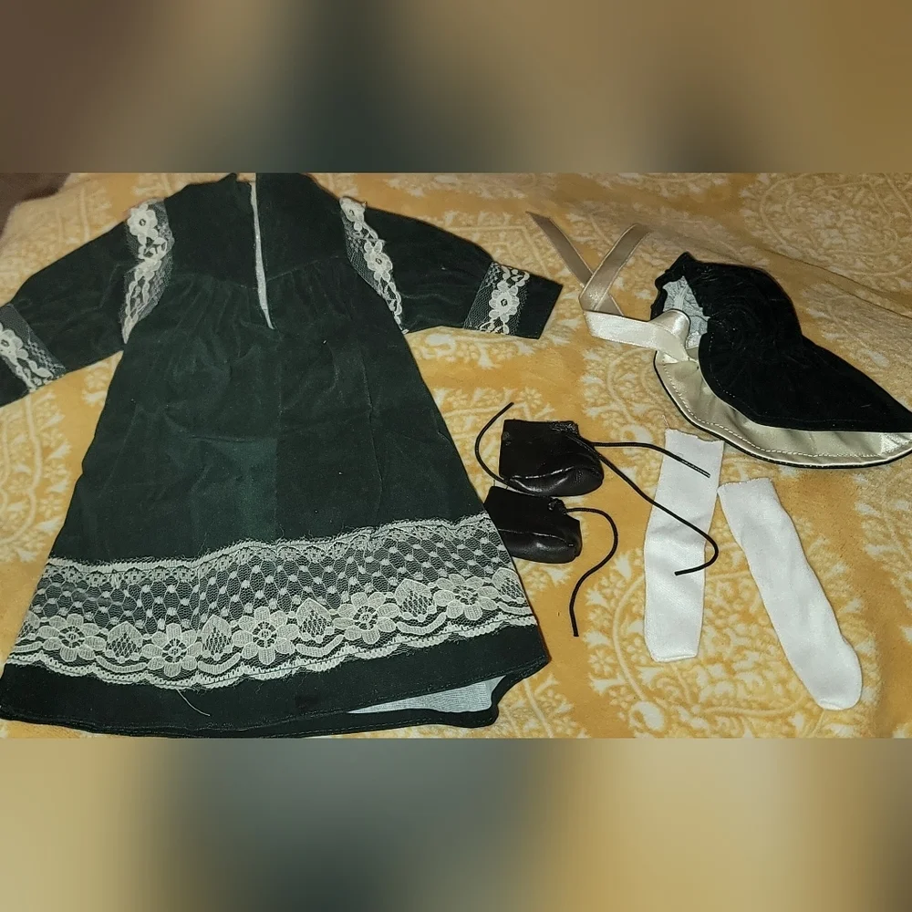 Vintage 1950-60's Baby Doll Dress Set With Socks,Shoes And Bonnet